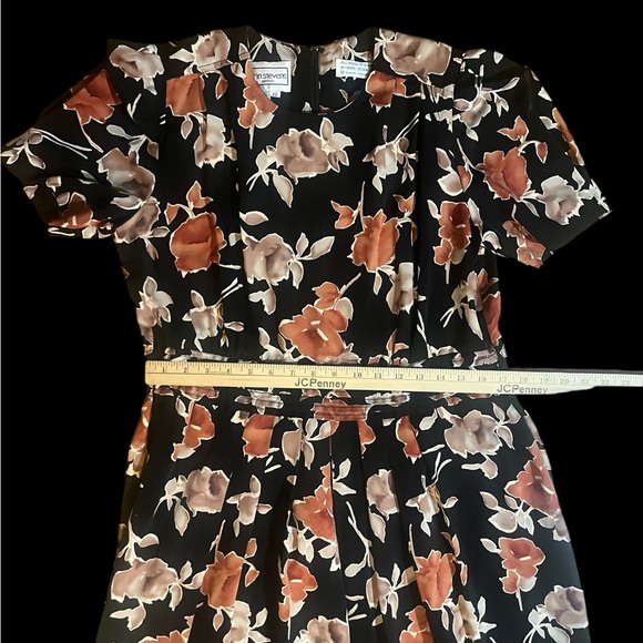 Vintage Early 90’s Floral Black Dress With Shoulder Pads - Picture 7 of 8